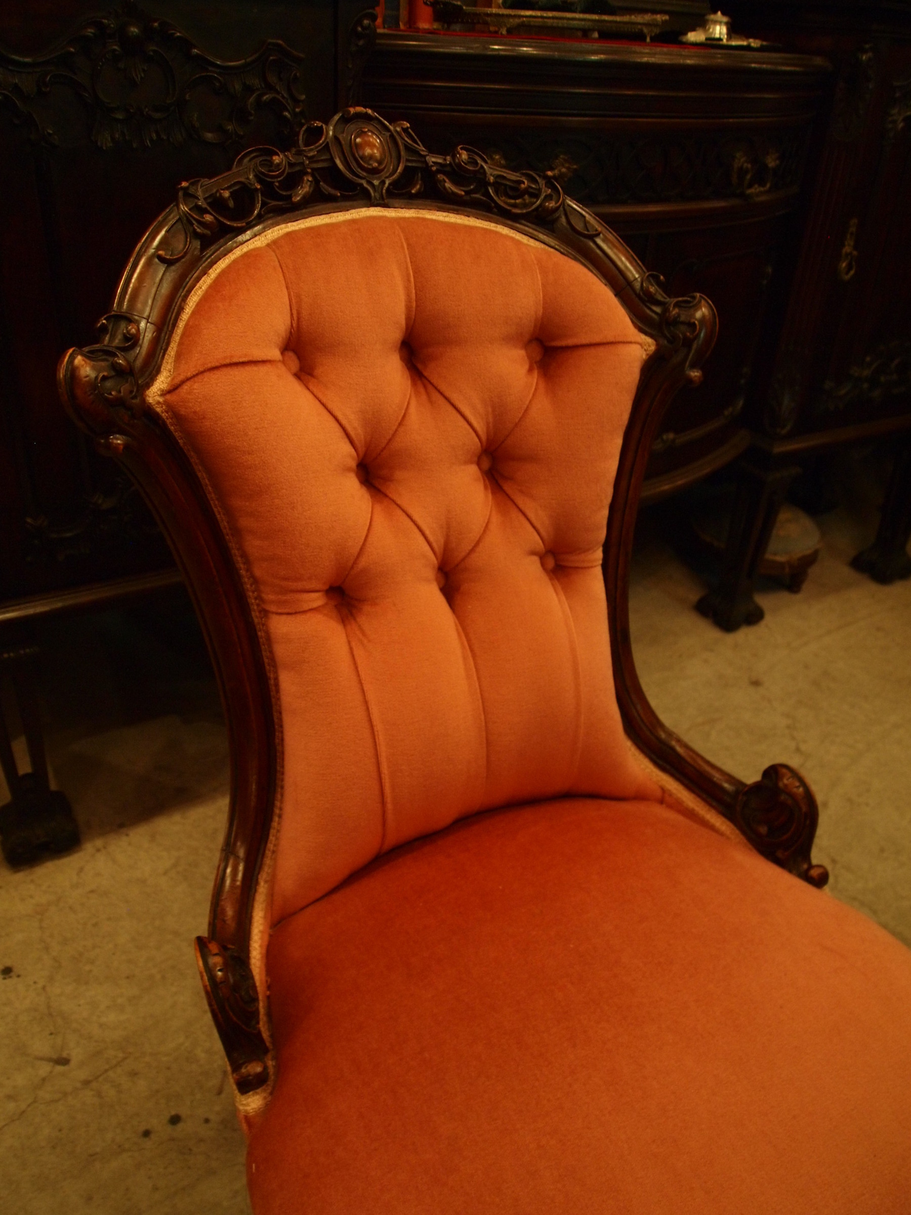 chair2900714_02.JPG