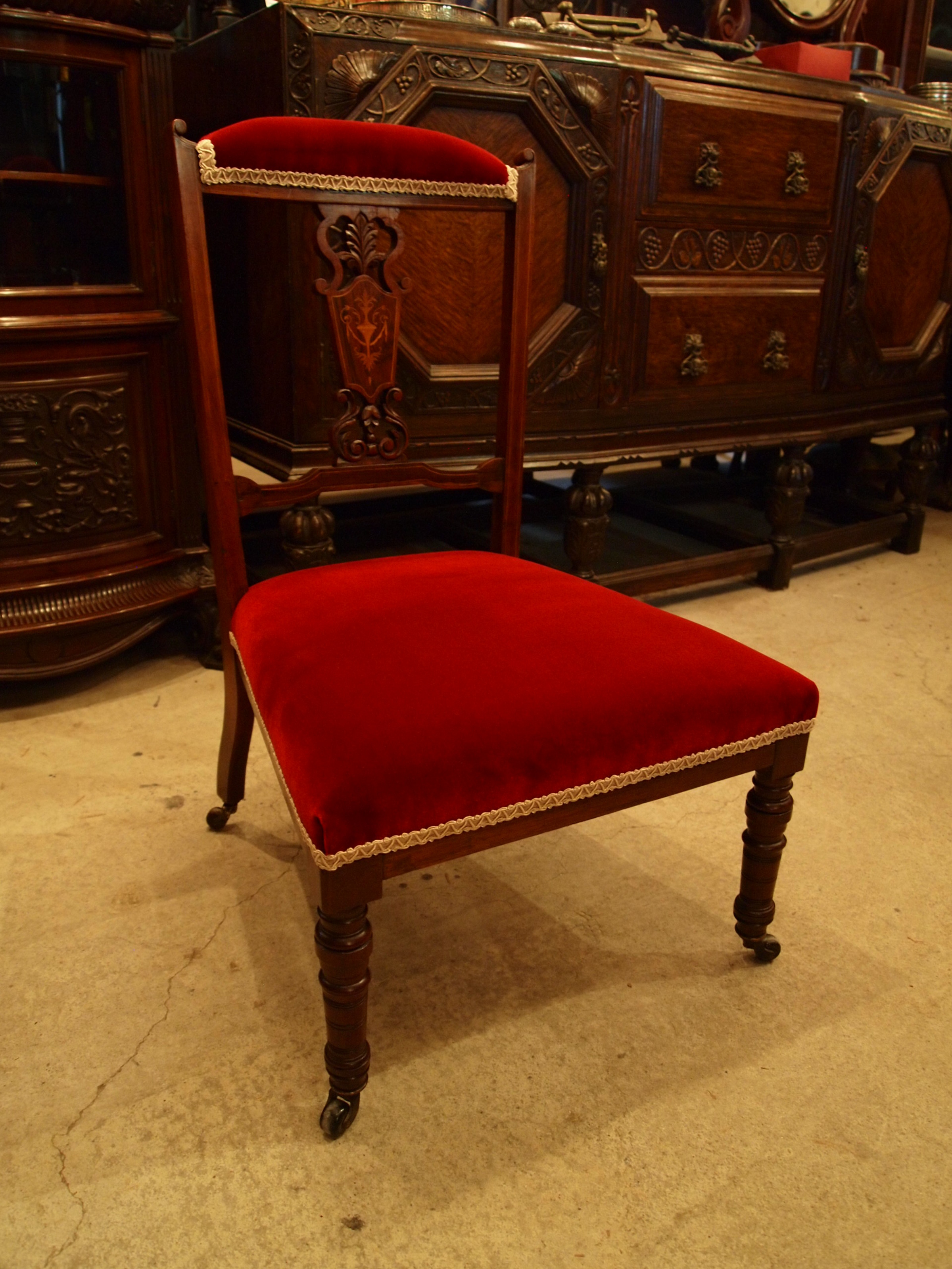 chair290219_02.JPG