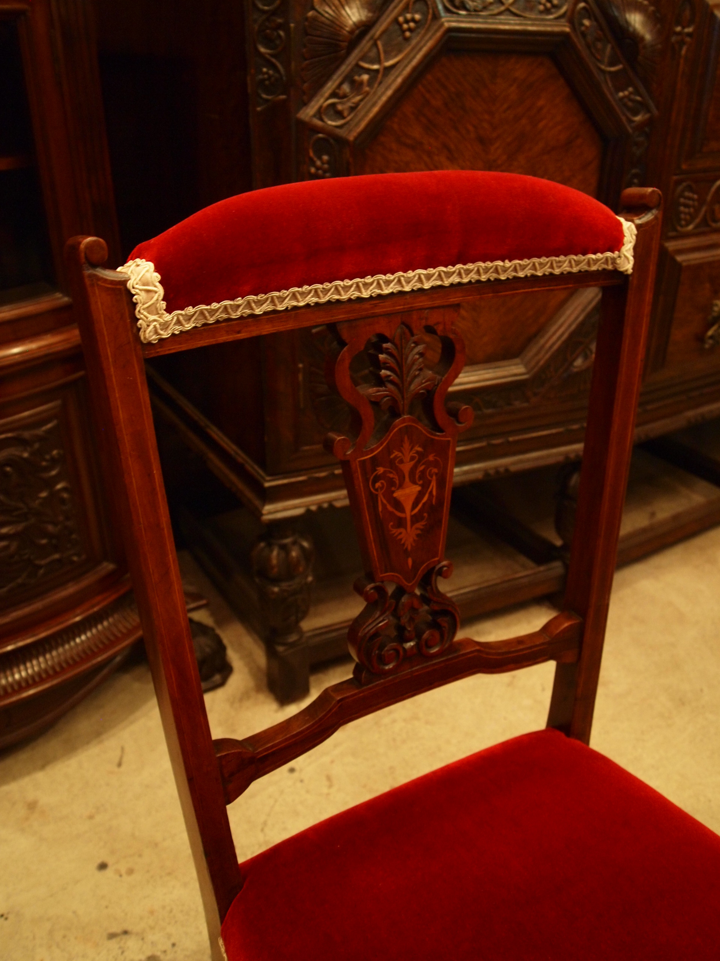 chair290219_03.JPG