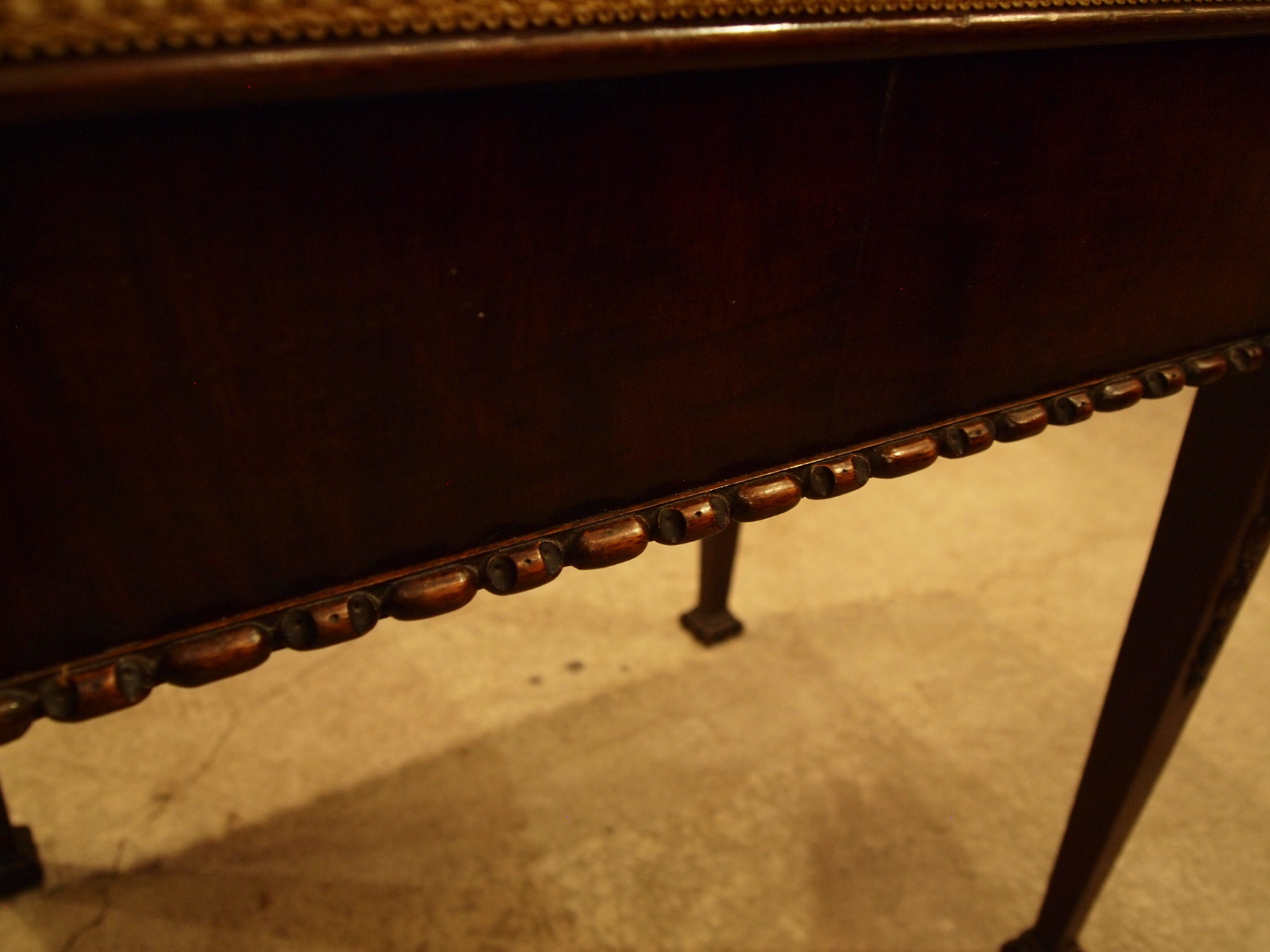 chair290514a_03.JPG