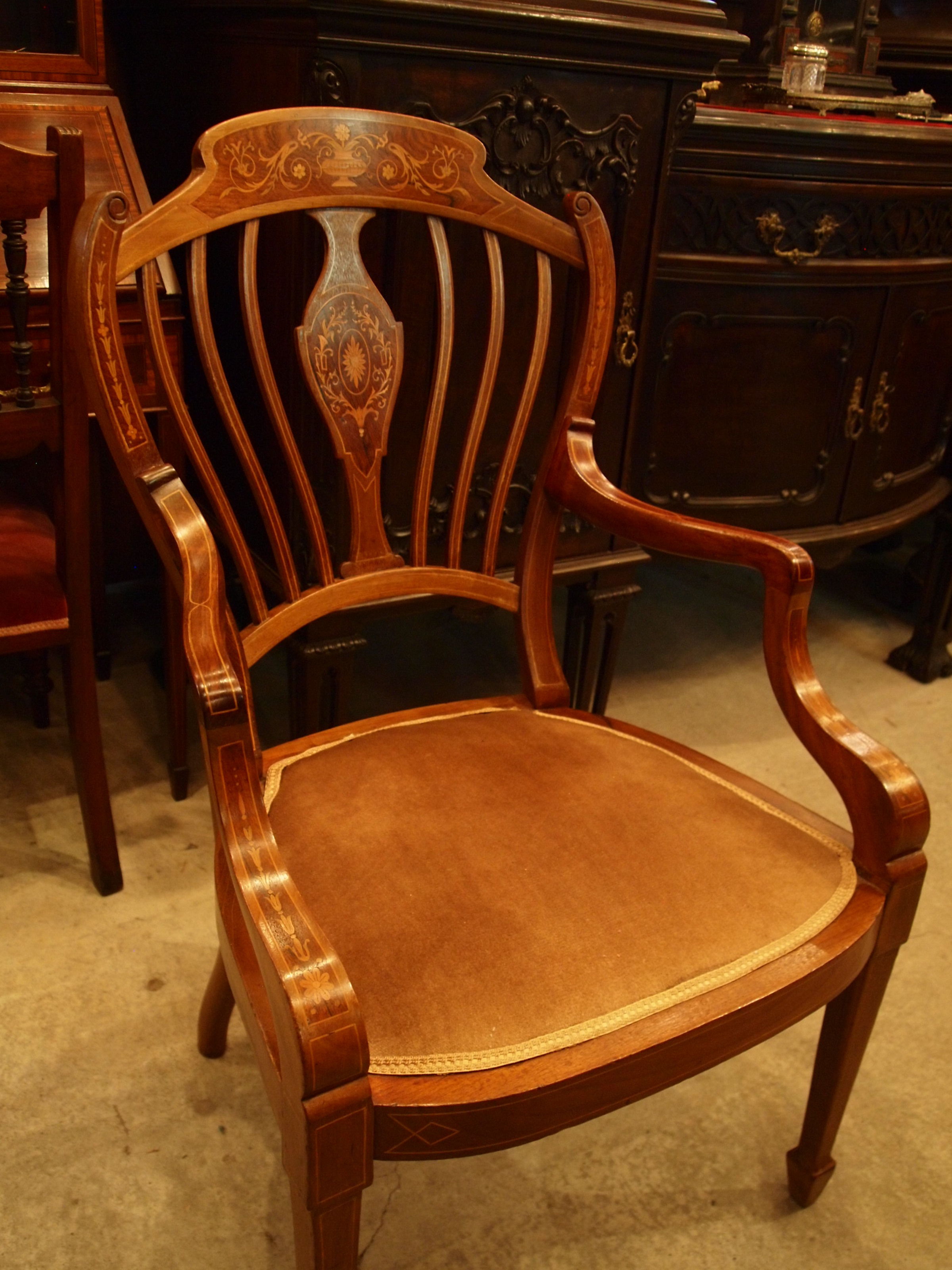 chair290616c_02.JPG