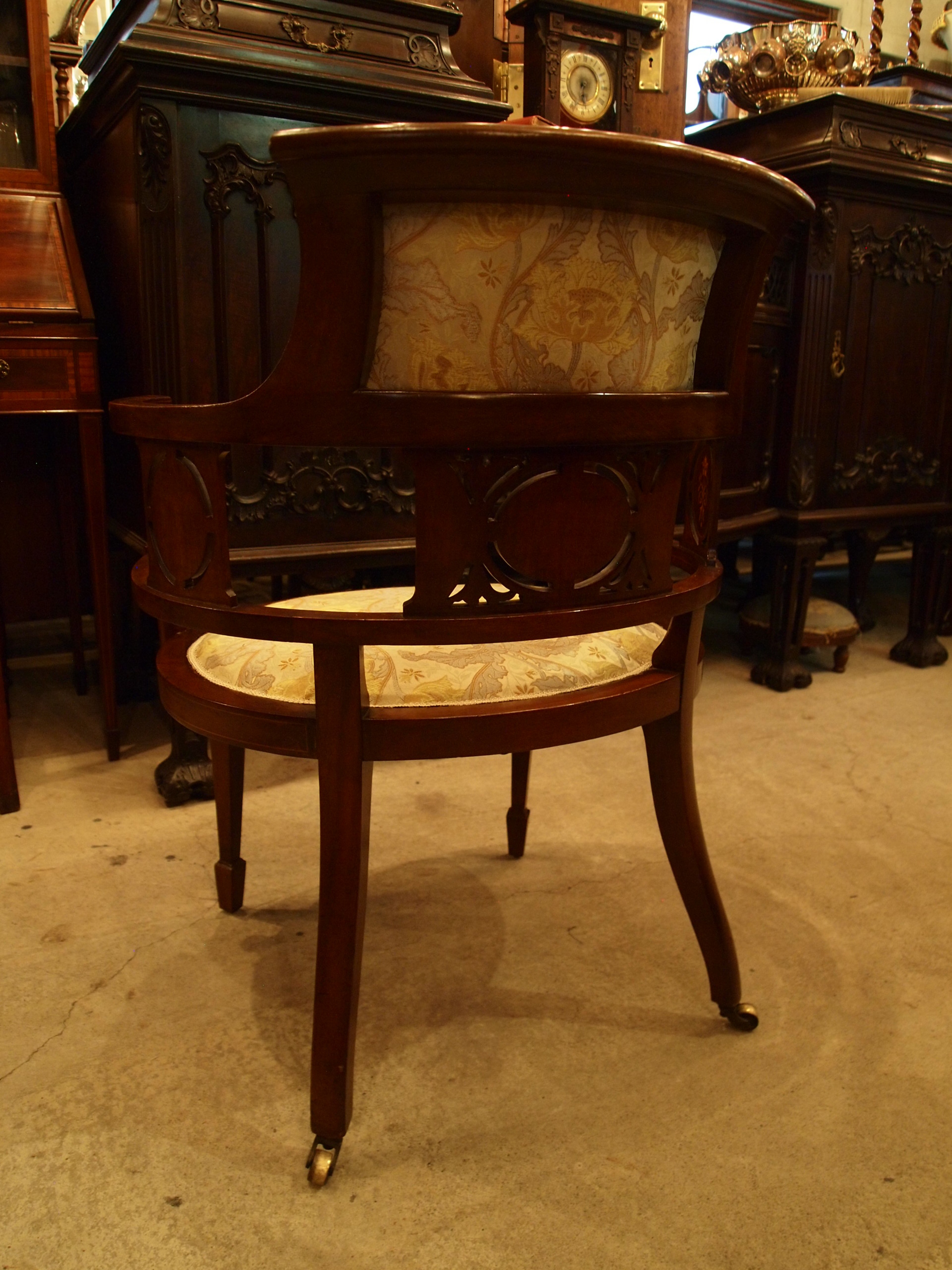 chair290804a_10.JPG