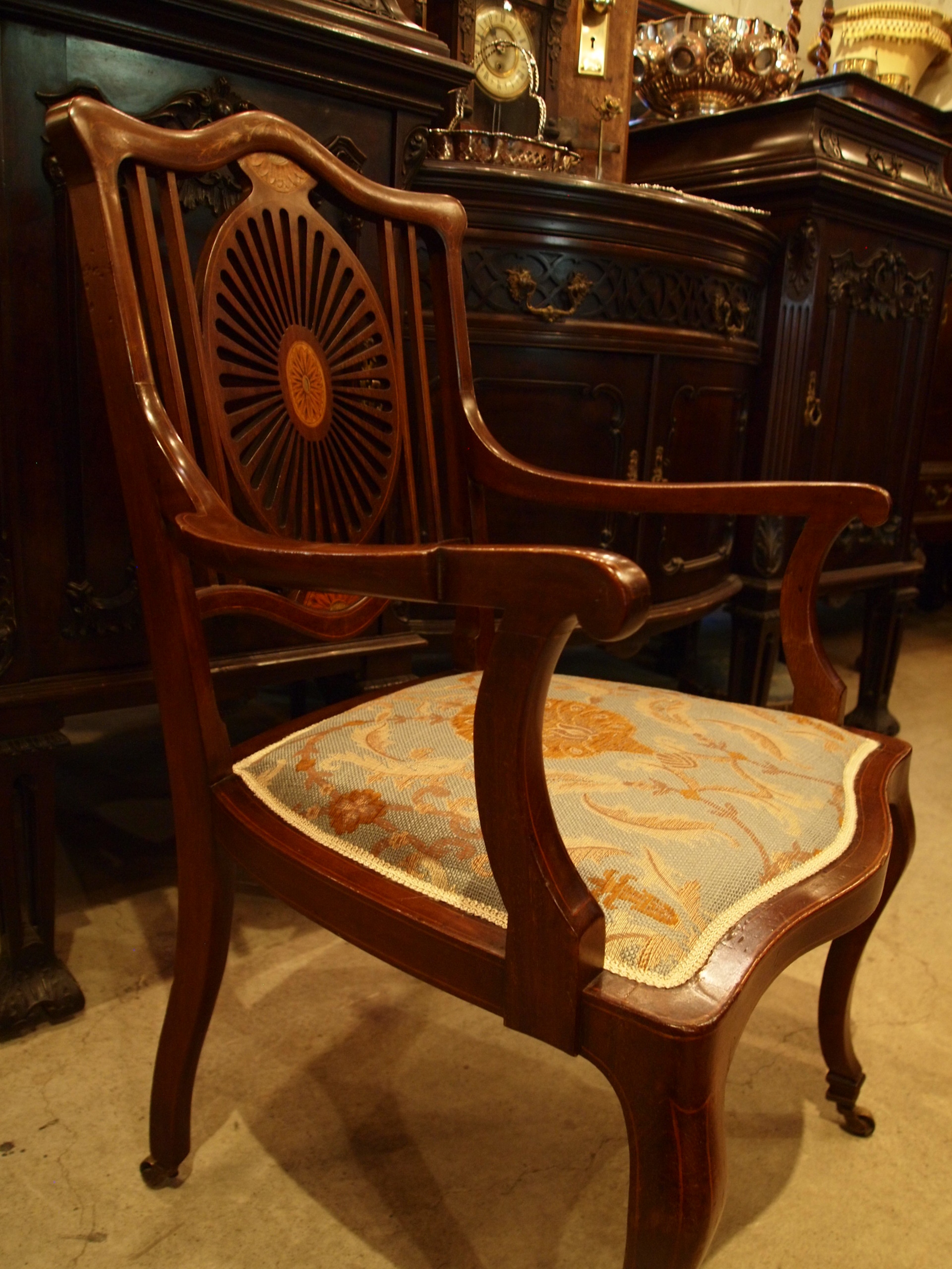 chair291215_06.JPG