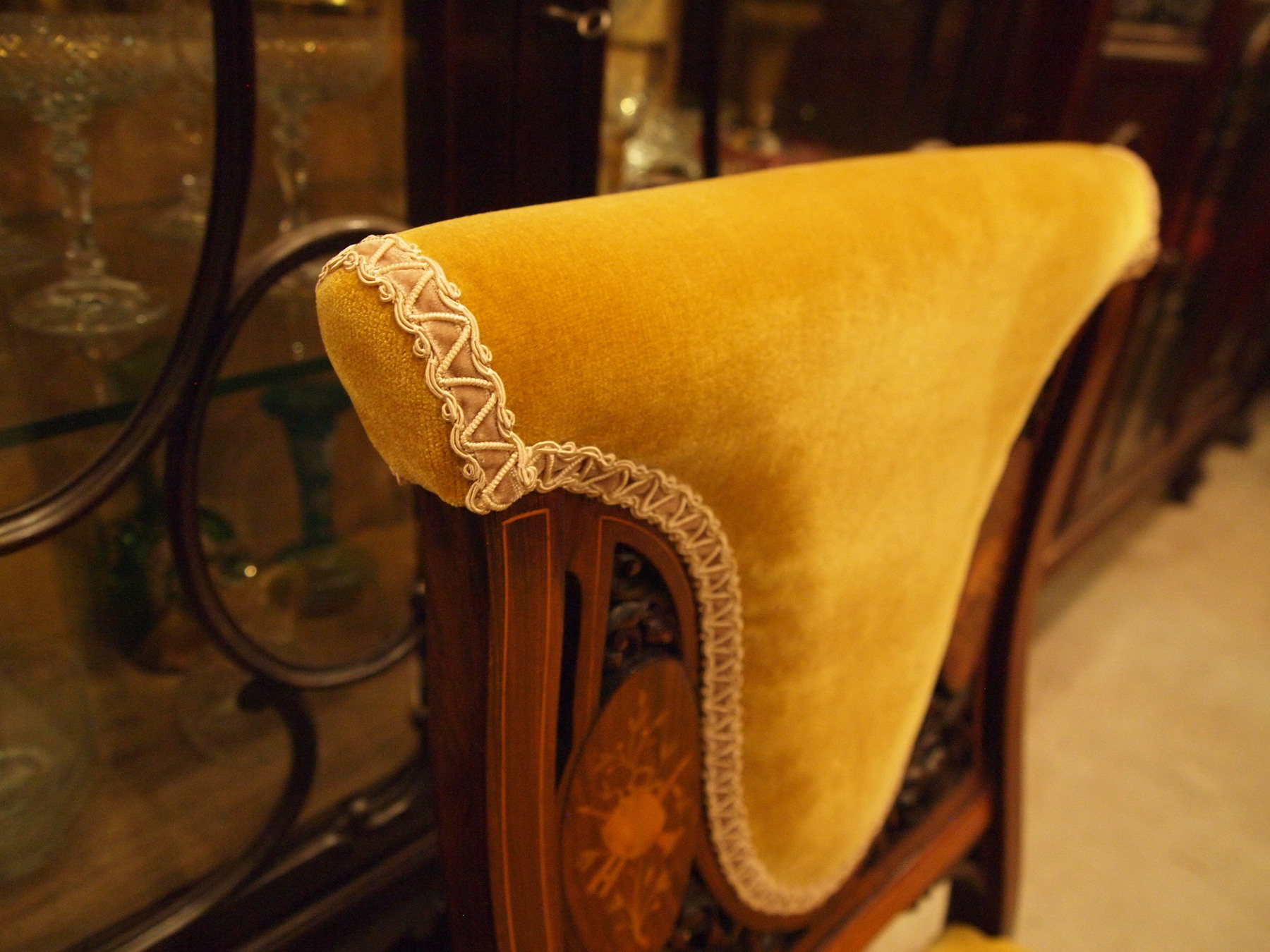 chair300921a_04.JPG