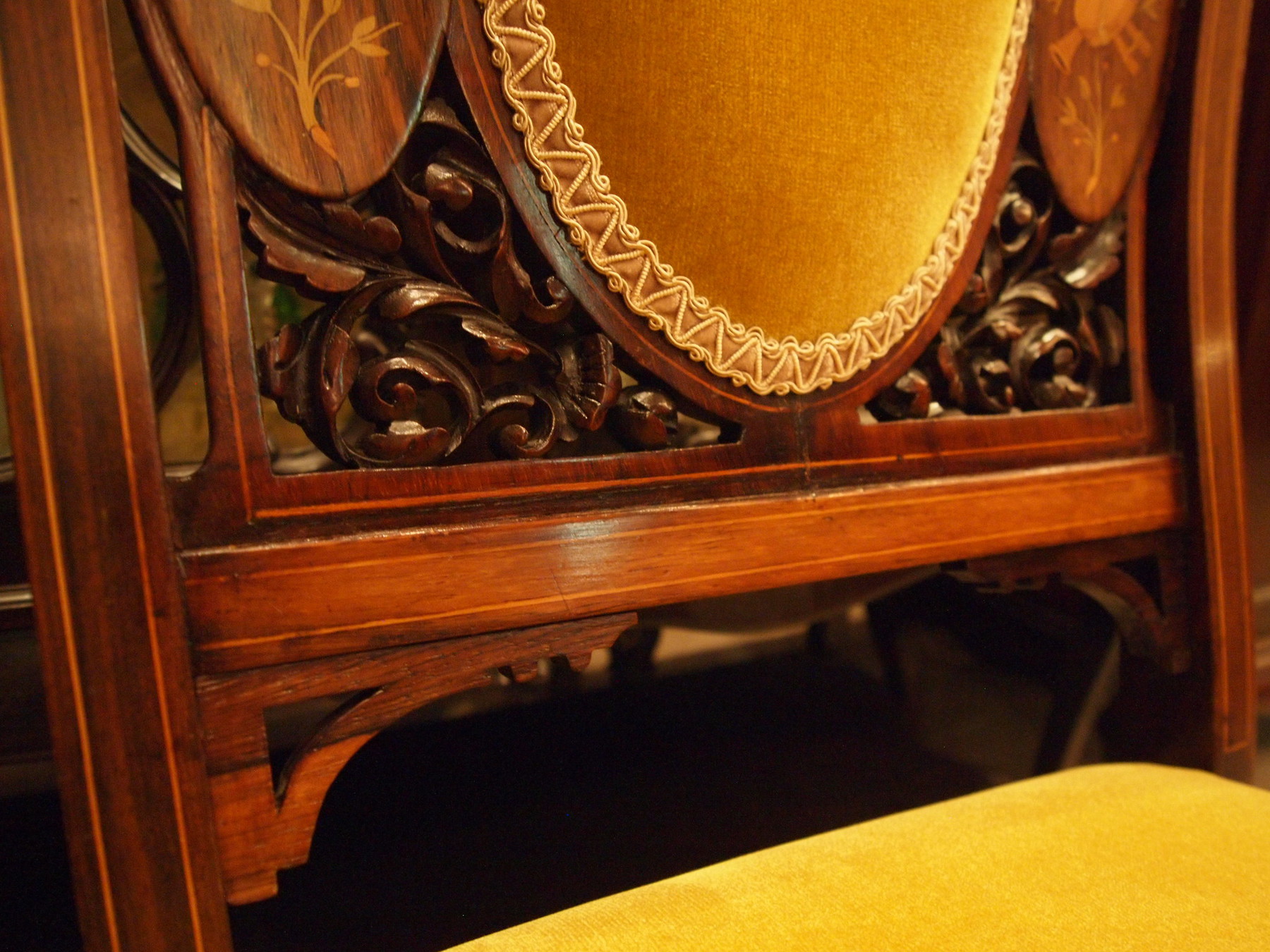 chair300921a_05.JPG