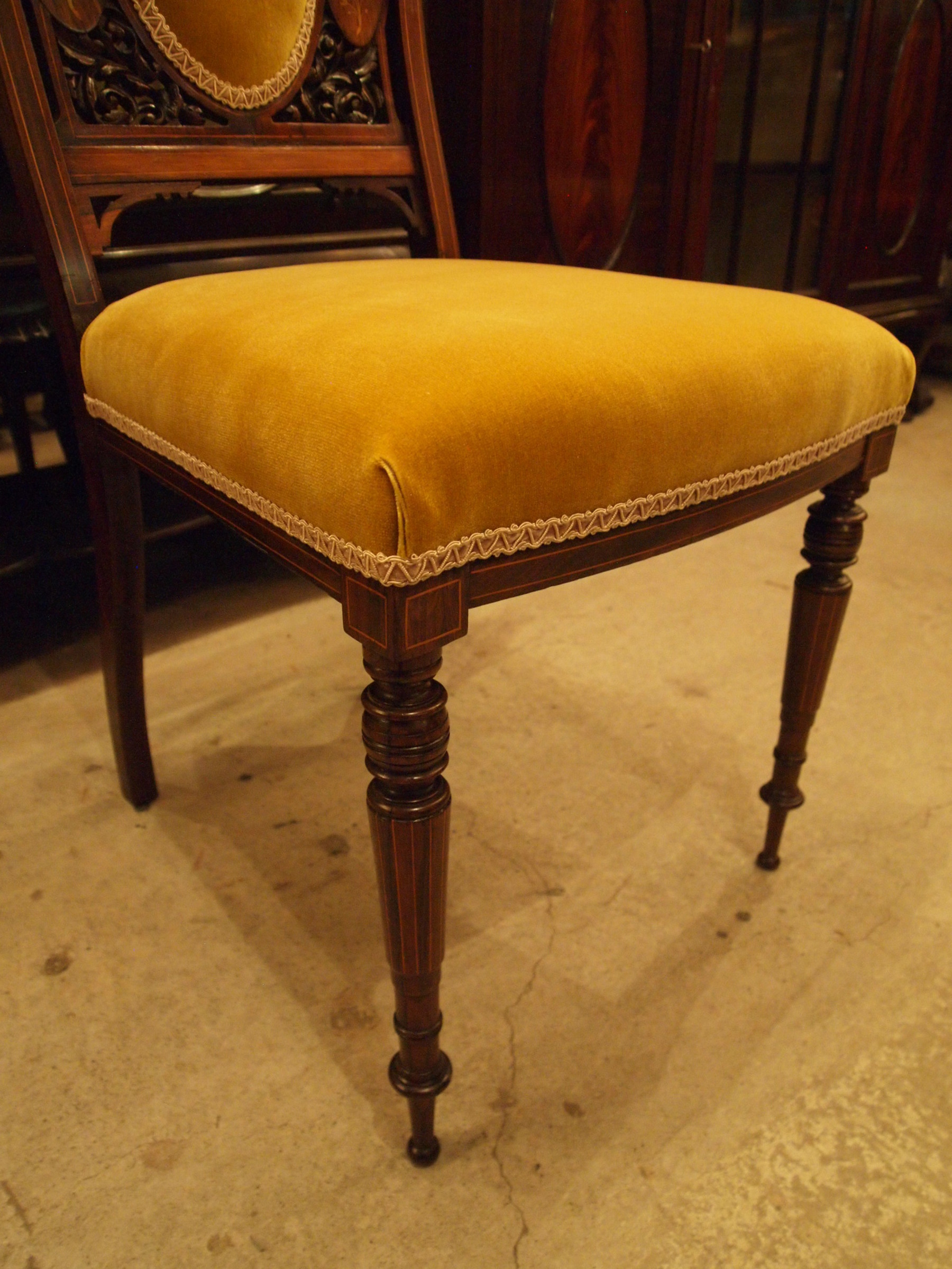 chair300921a_08.JPG