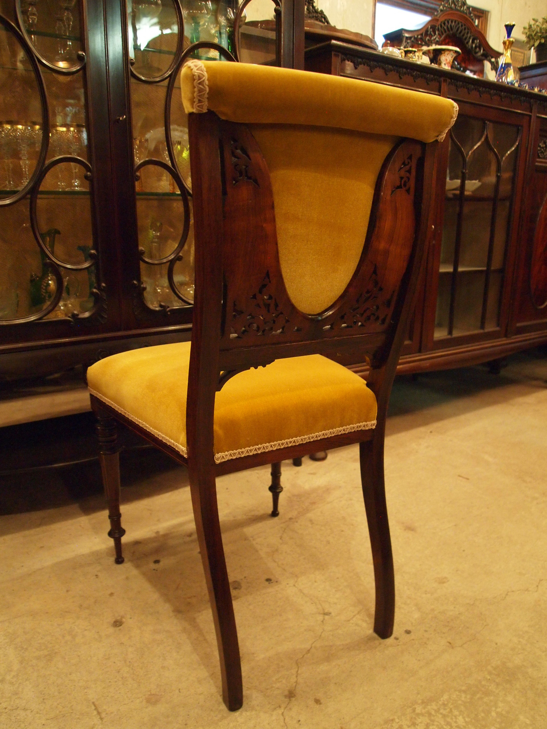 chair300921a_10.JPG
