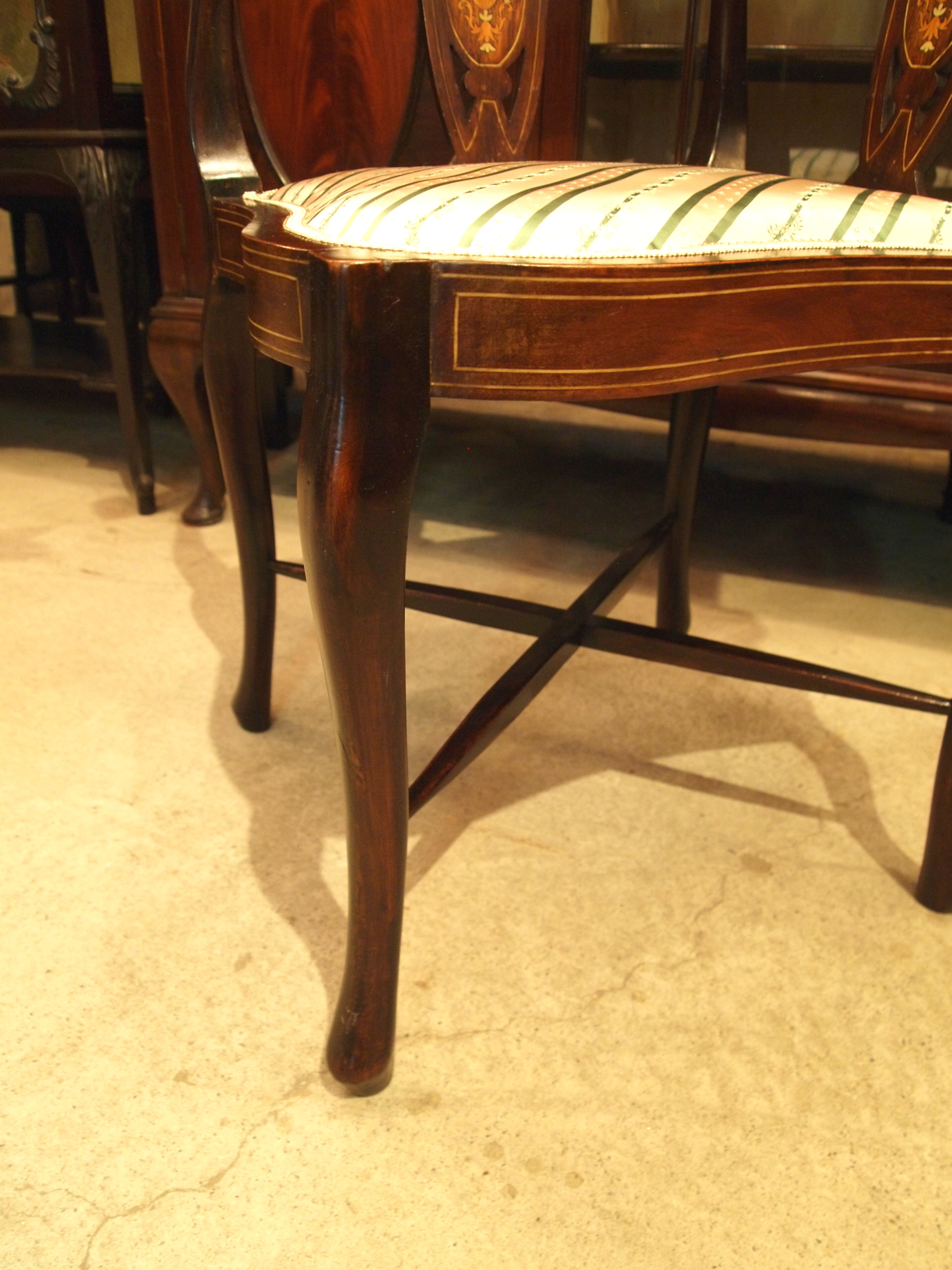 chair301026_09.JPG