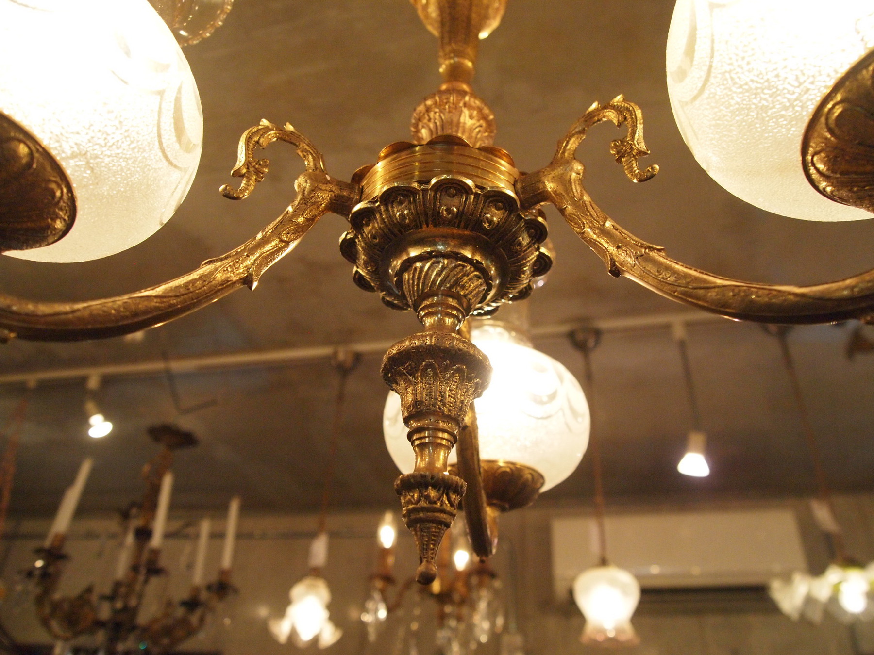 chandelier200822_06.JPG