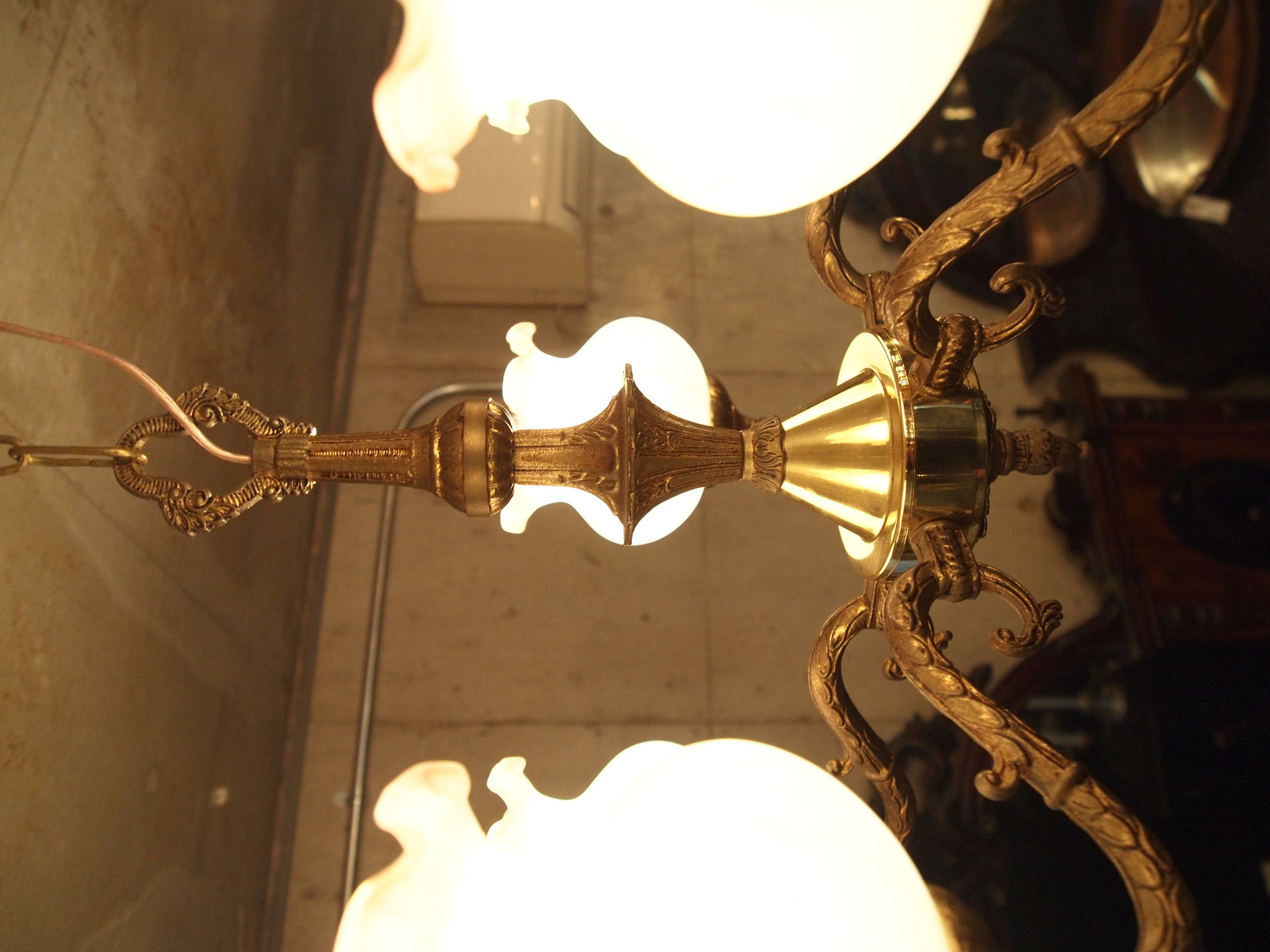 chandelier210409a_03.JPG