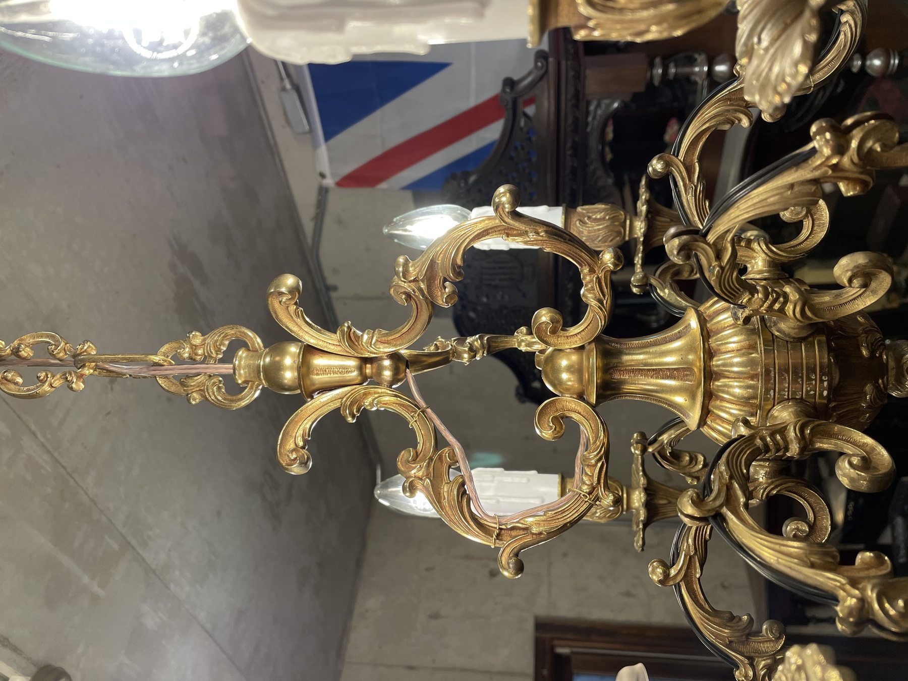 chandelier211211a_03.JPG