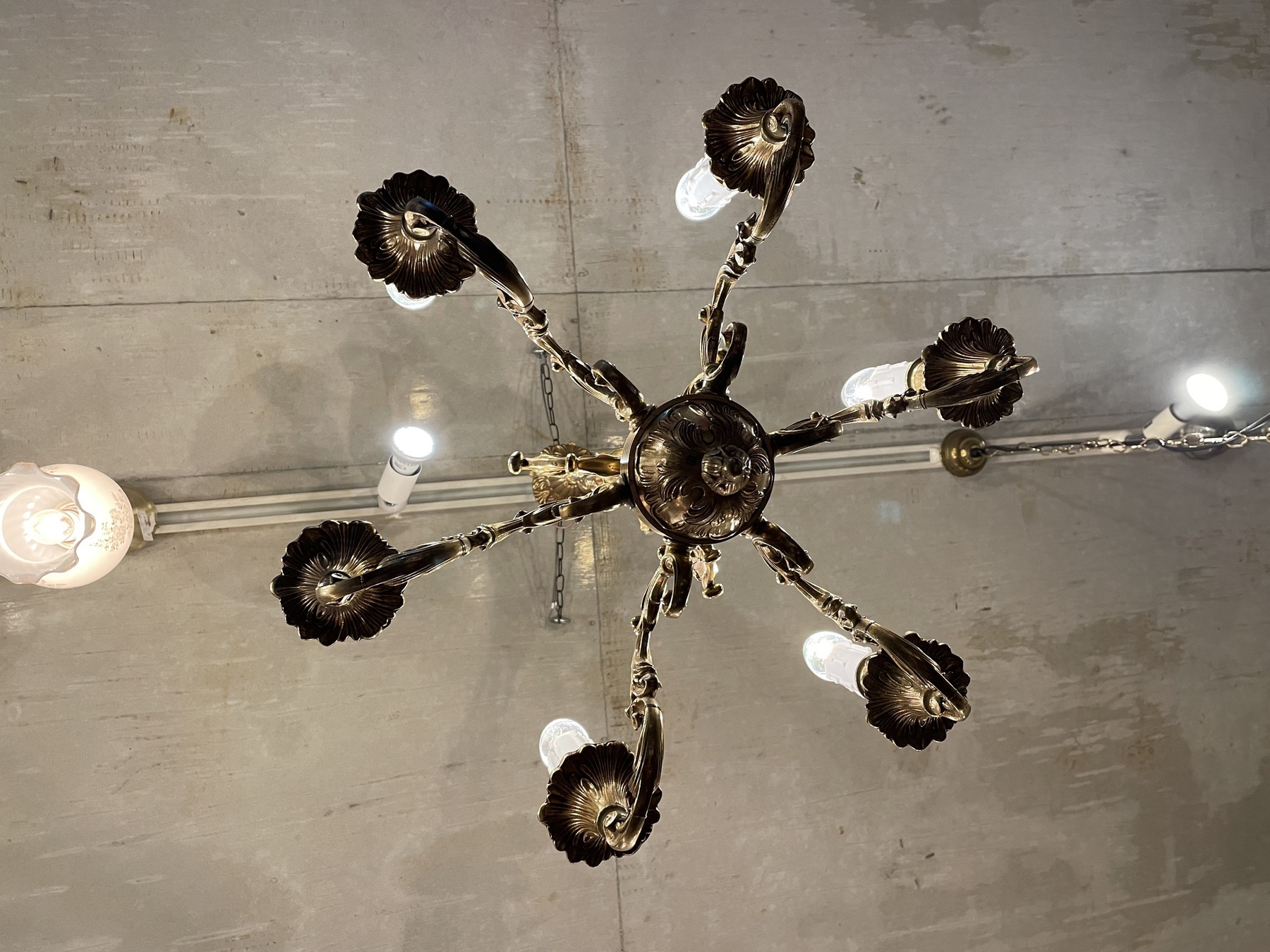 chandelier211211a_07.JPG