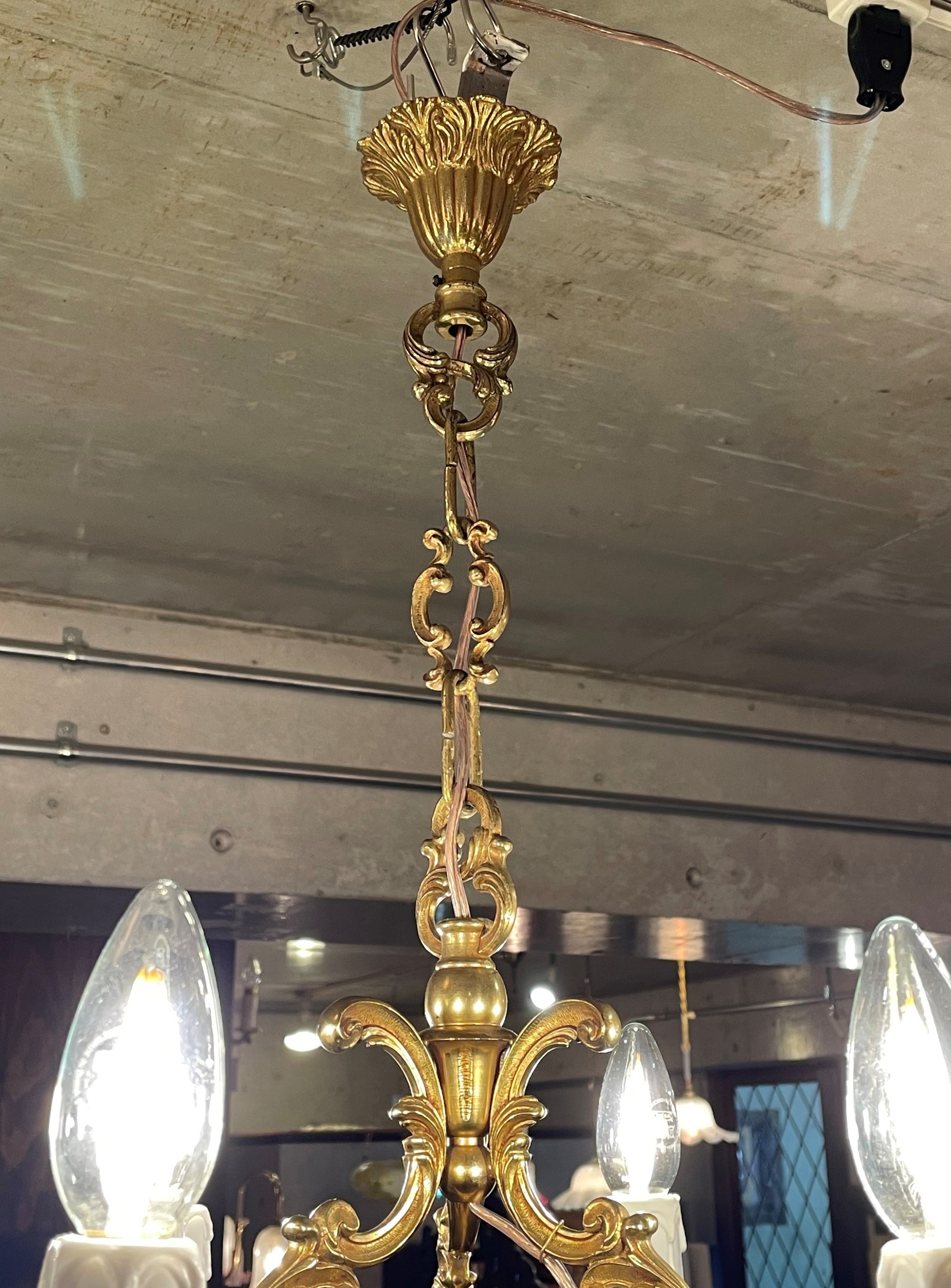 chandelier211212b_02.JPG