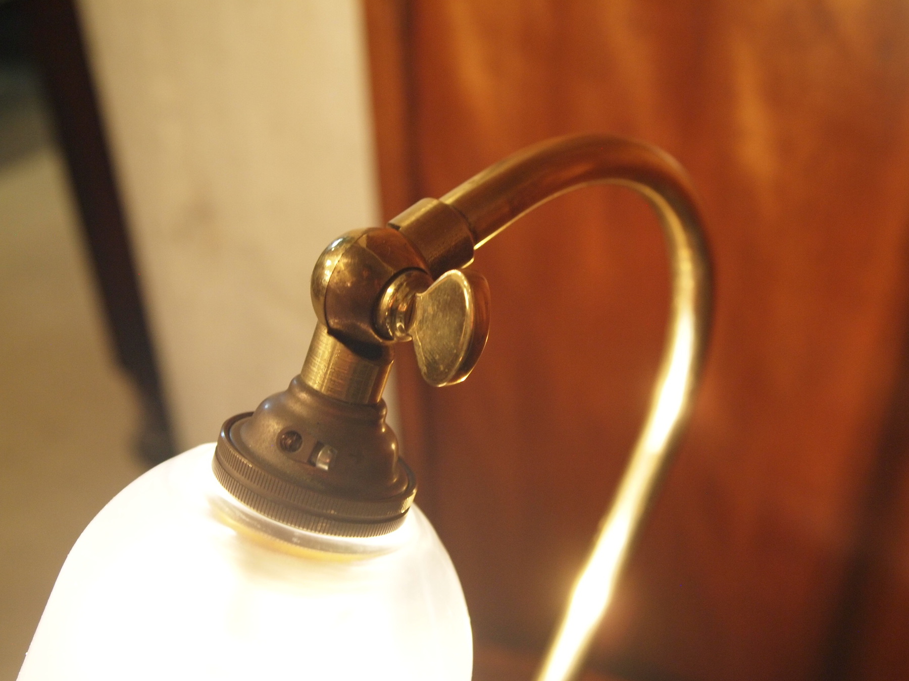 lamp190519b_05.JPG