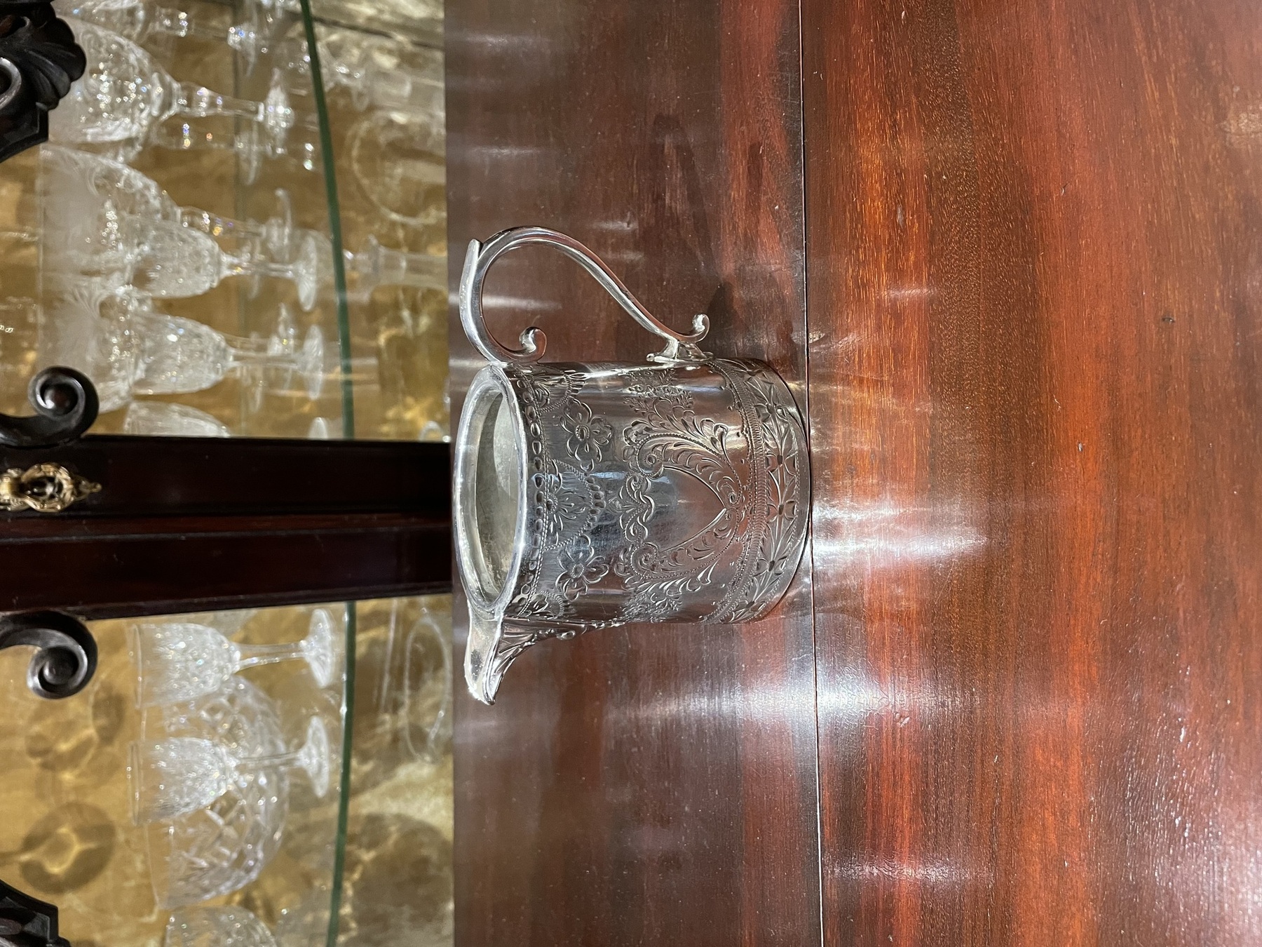 small241108c_01.JPG