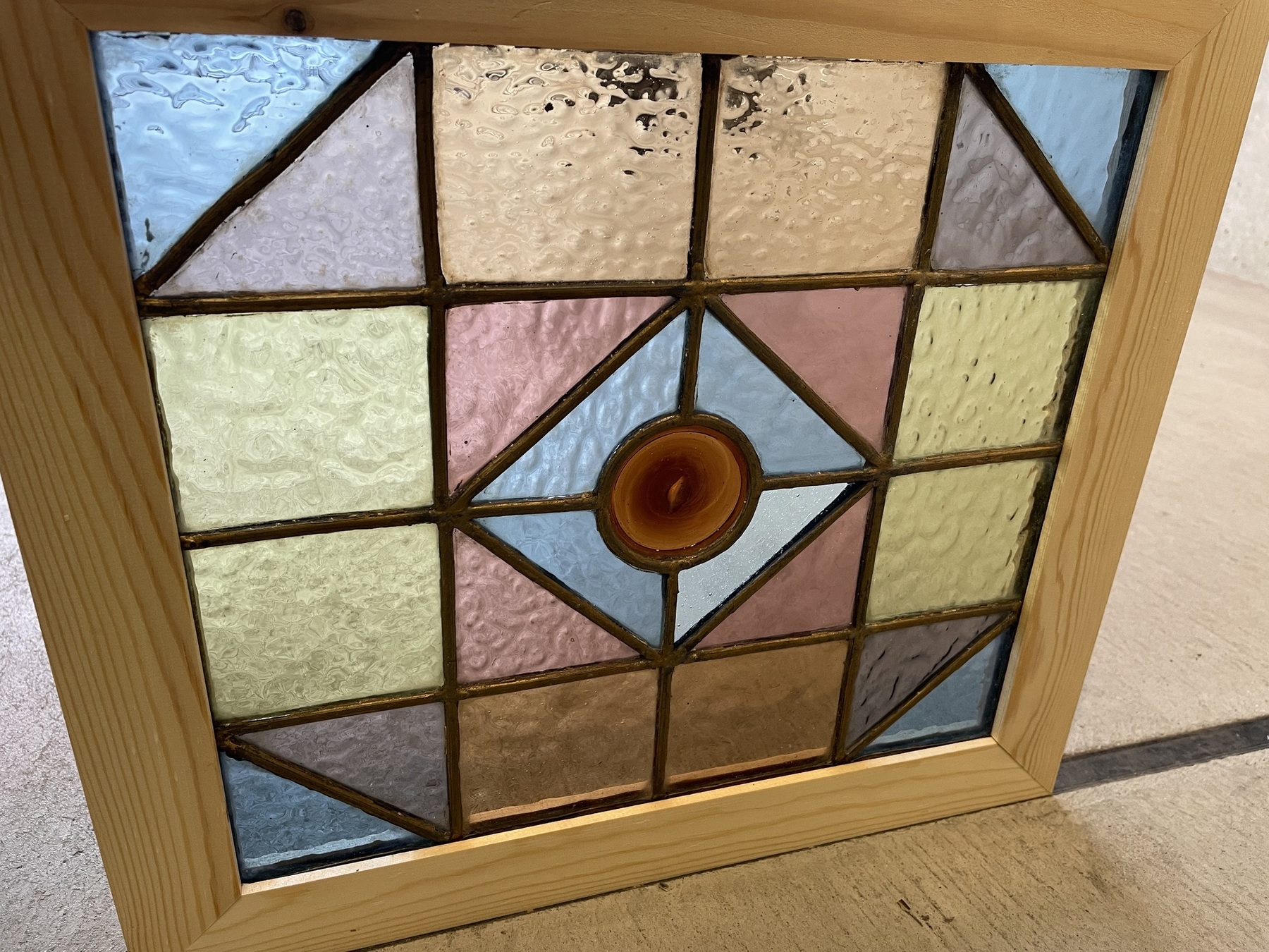 stained250504c_02.JPG