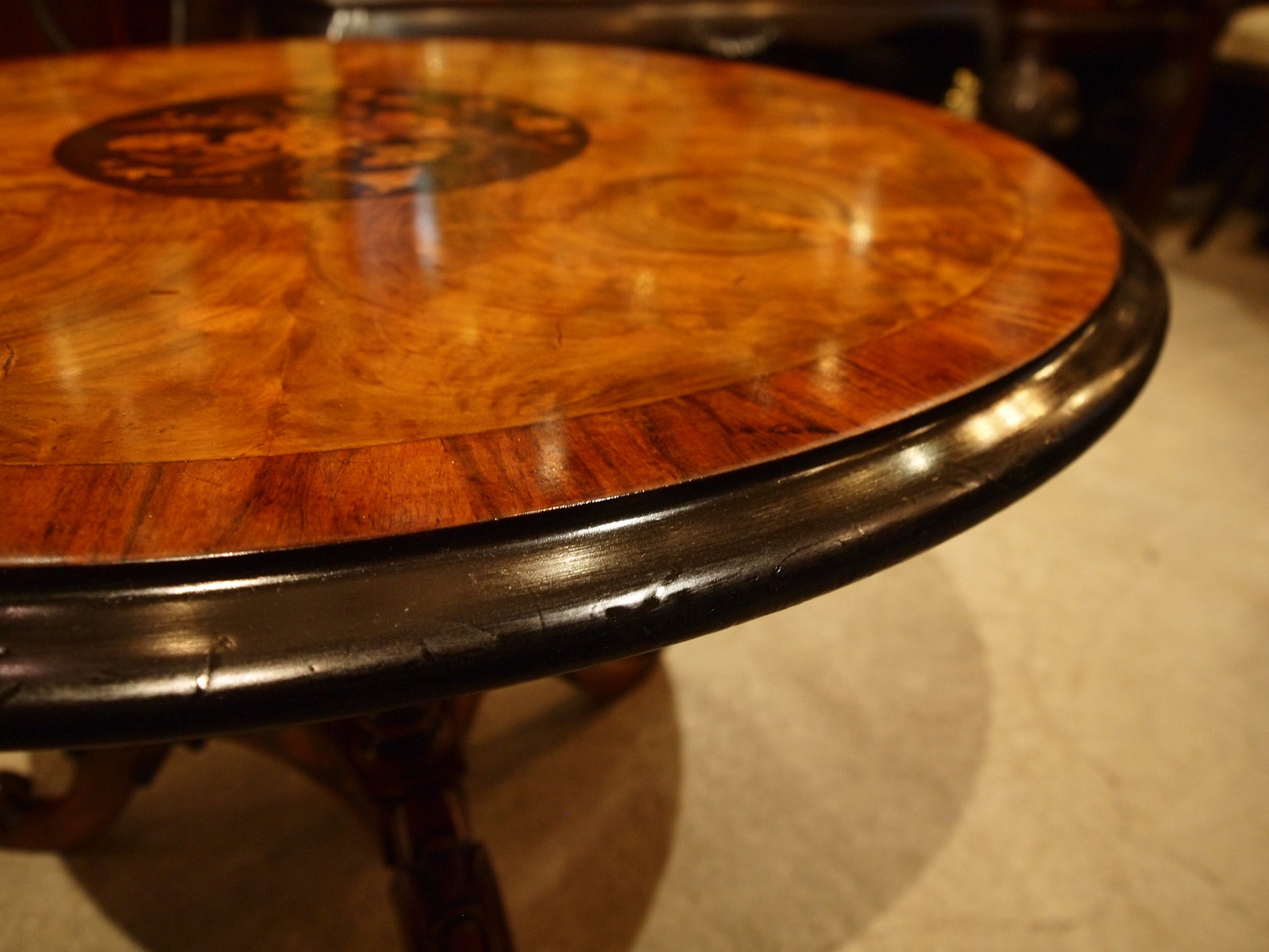 table200904a_05.JPG