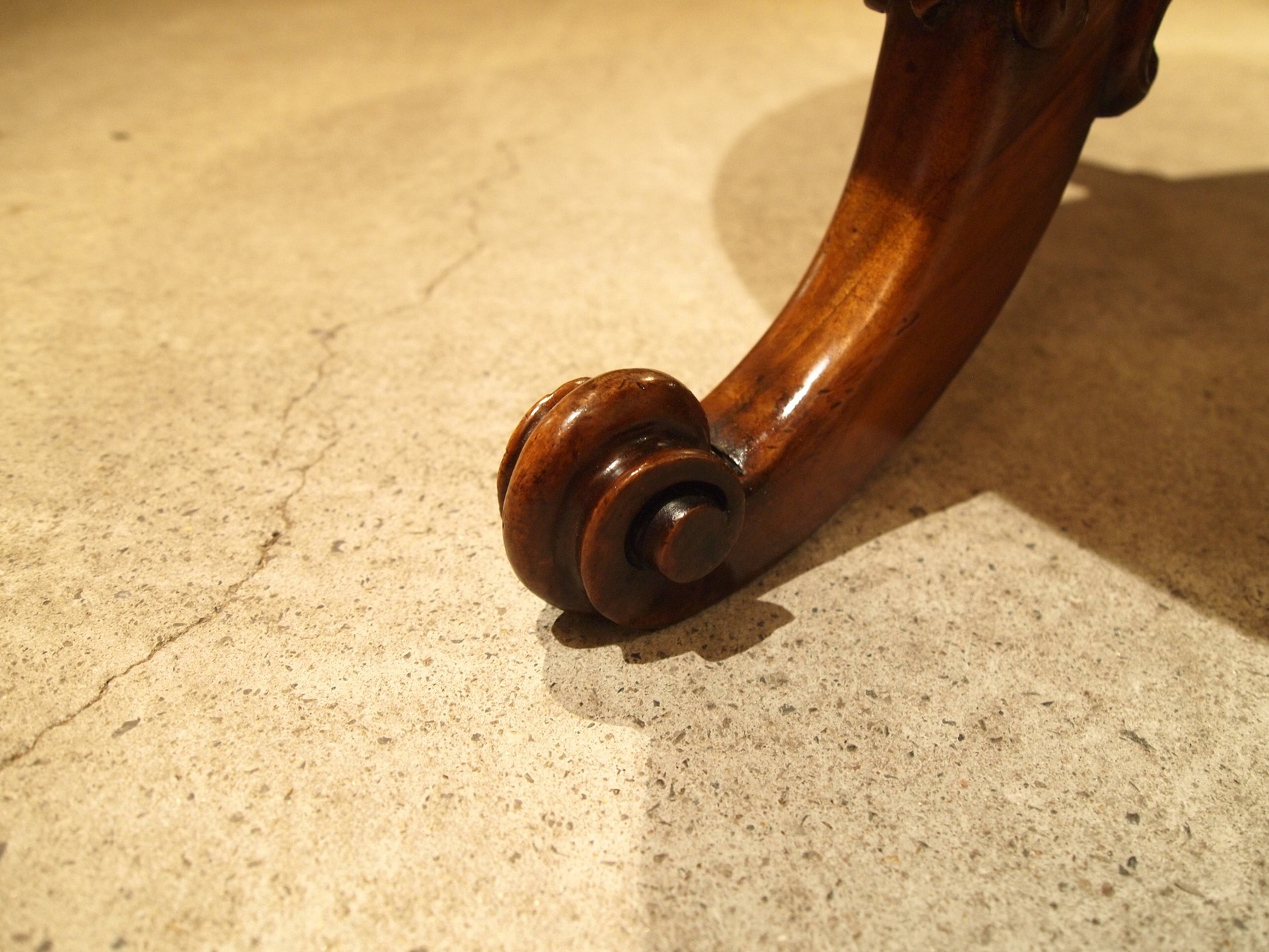 table200904a_14.JPG