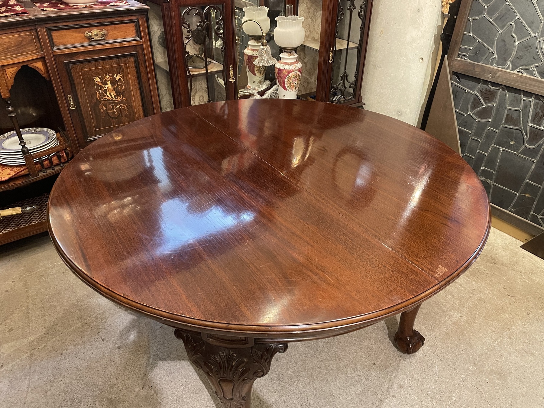 table251024_07.JPG
