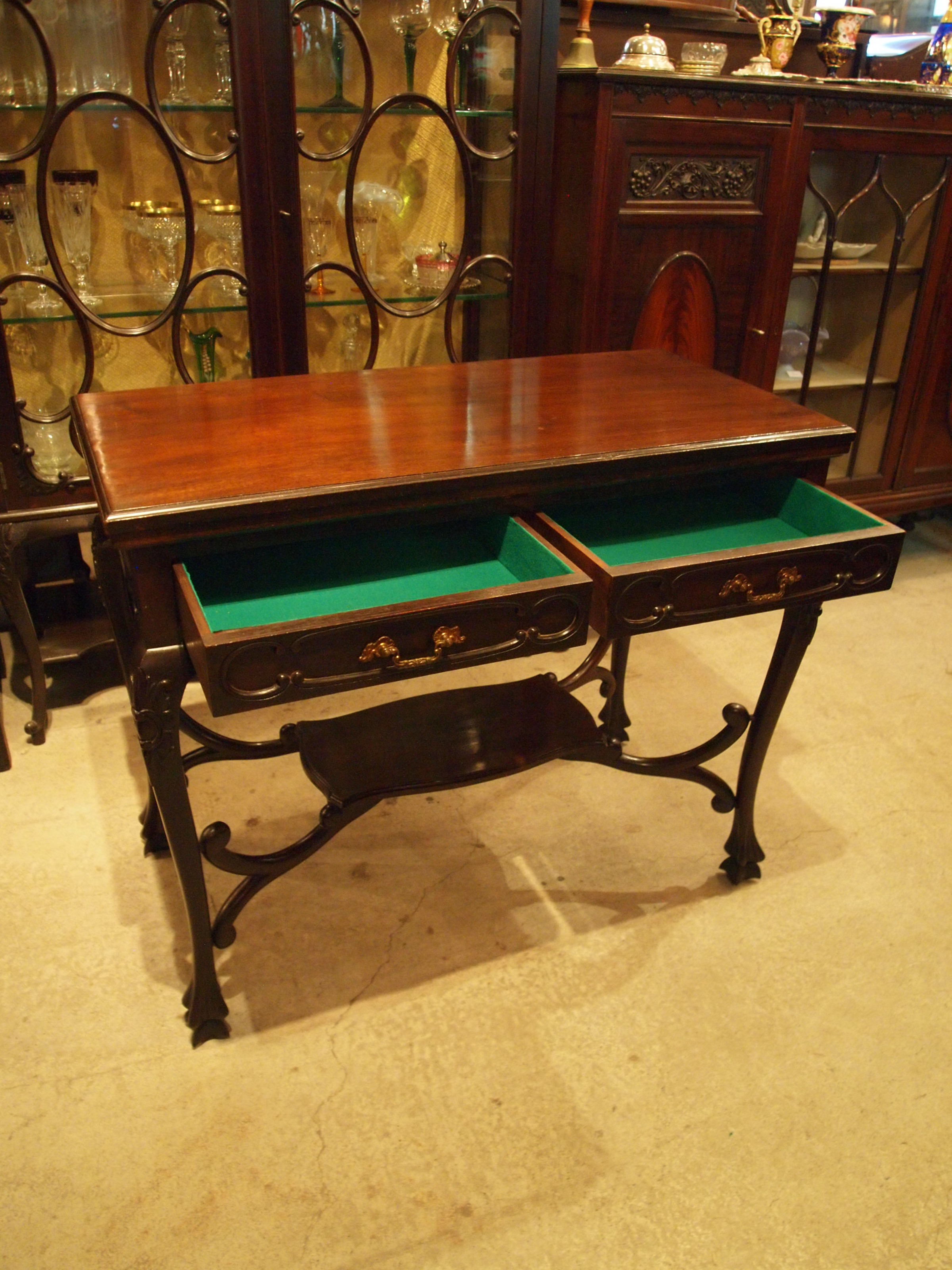 table300722_02.JPG