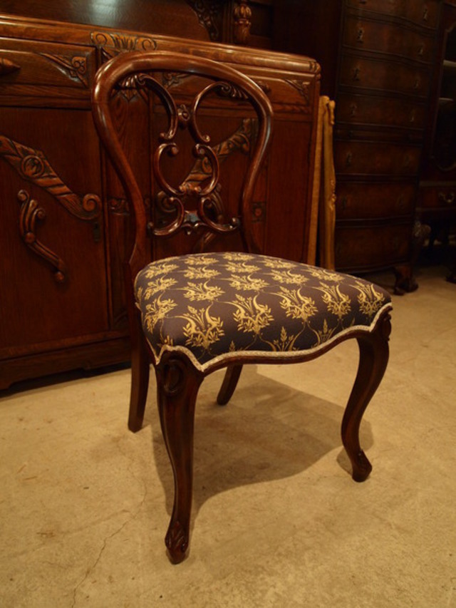 chair160207a_02.JPG