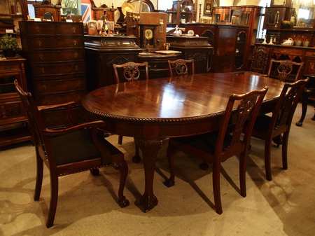 https://www.crair-antiques.com/info/images/1dining180202_02.jpg