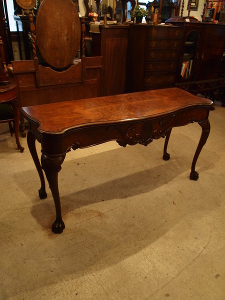 https://www.crair-antiques.com/info/images/1table160528f_01.JPG