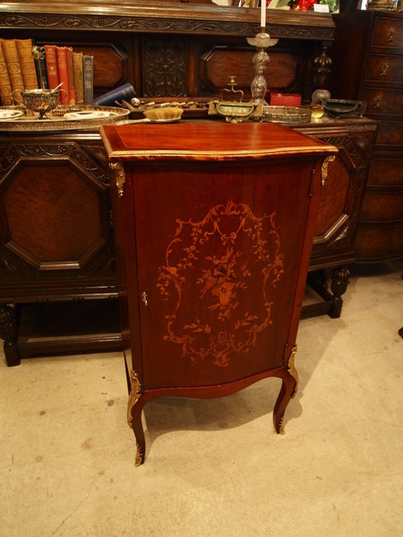 https://www.crair-antiques.com/info/images/20161014_03.JPG