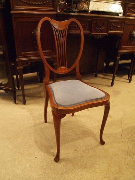 2chair190519a_02.jpg