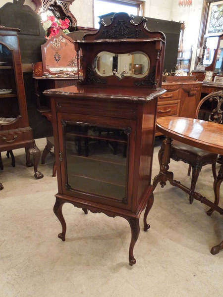 https://www.crair-antiques.com/info/images/Cabinet140517a_01.JPG