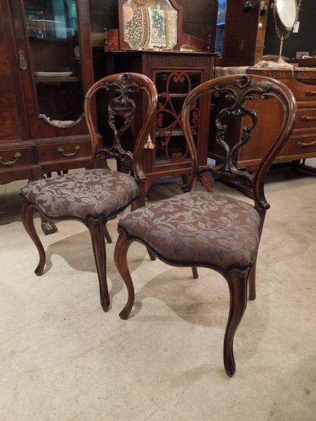 https://www.crair-antiques.com/info/images/Chair140531_01.JPG