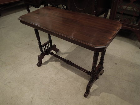 https://www.crair-antiques.com/info/images/Table141207b_01.JPG