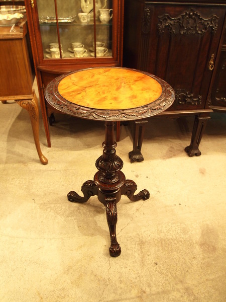 https://www.crair-antiques.com/info/images/able170604b_01.jpg