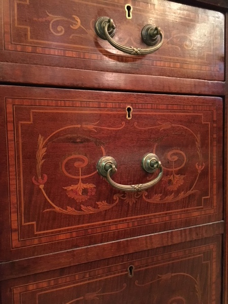 https://www.crair-antiques.com/info/images/blog171022_01.JPG