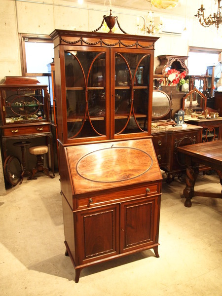 https://www.crair-antiques.com/info/images/cabinet150206b_01.JPG