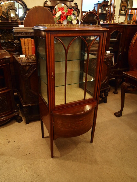 https://www.crair-antiques.com/info/images/cabinet170303_01.JPG