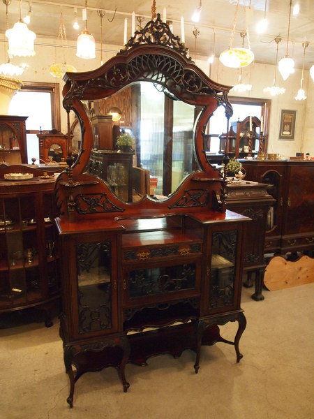 https://www.crair-antiques.com/info/images/cabinet180428a_01.jpg
