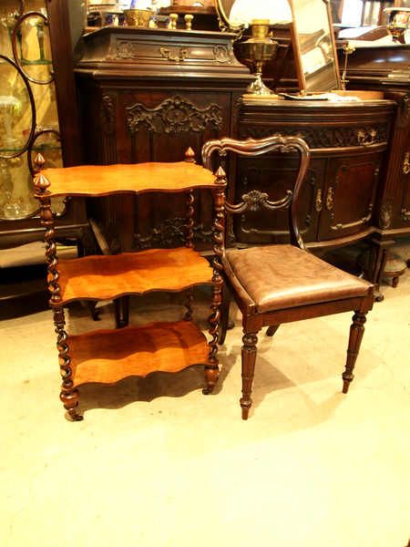 https://www.crair-antiques.com/info/images/cabinet180629a_01.jpg