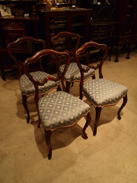 https://www.crair-antiques.com/info/images/chair150717b_01.JPG