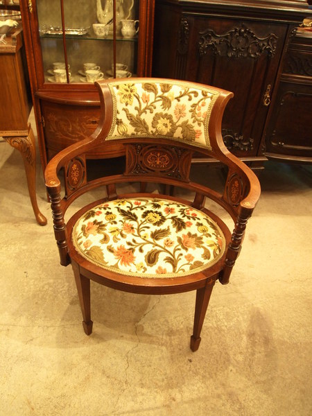 https://www.crair-antiques.com/info/images/chair170604c_01.jpg