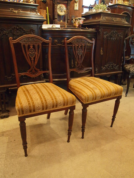 https://www.crair-antiques.com/info/images/chair180421_01.jpg