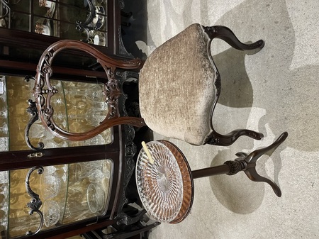 chair250727_02.jpg