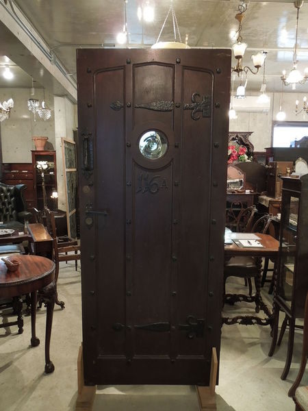 https://www.crair-antiques.com/info/images/door140503a_01.JPG