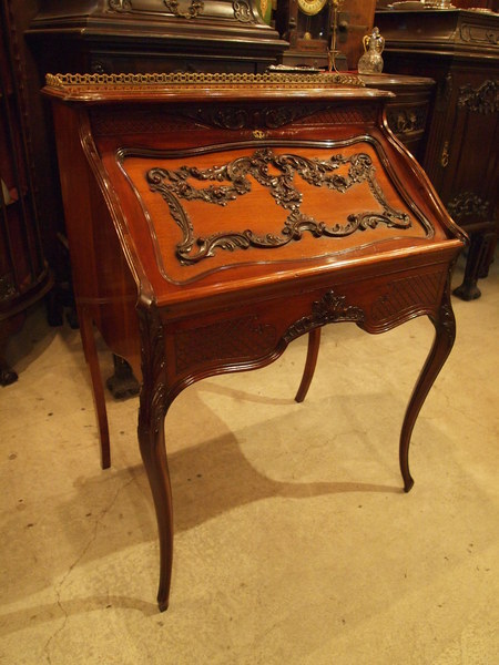 https://www.crair-antiques.com/info/images/info180330_01.jpg