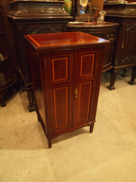 https://www.crair-antiques.com/info/images/info180330_03.jpg