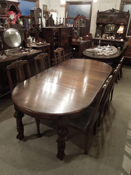 https://www.crair-antiques.com/info/images/table141207a_01.JPG
