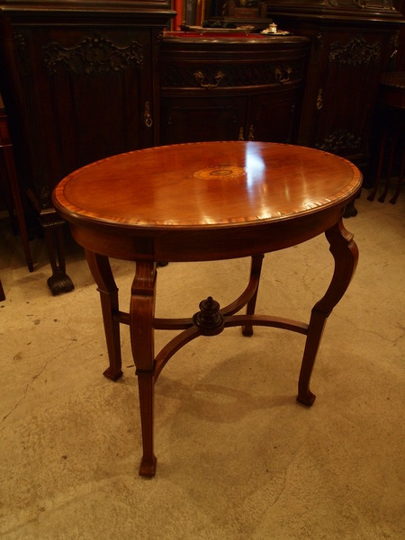 https://www.crair-antiques.com/info/images/table170714a.jpg