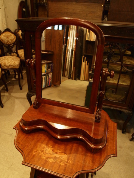 https://www.crair-antiques.com/info/images/wsmall151218_01.JPG